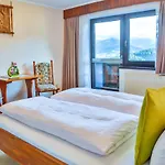Hotel Pension Residence ゲストハウス ラムサウ・アム・ダッハシュタイン