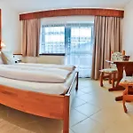 Hotel Pension Residence ゲストハウス 3*