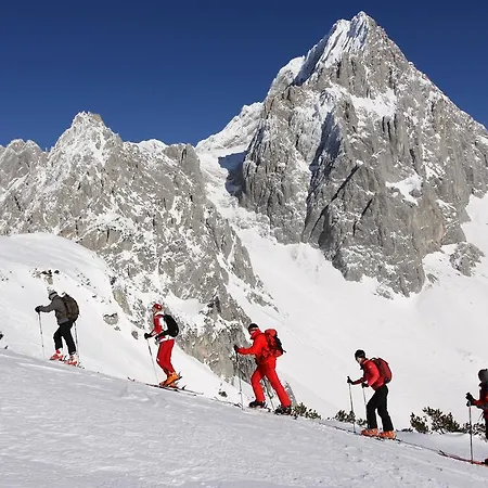 招待所 Hotel Pension Residence