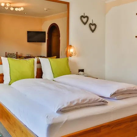 招待所 Hotel Pension Residence 3*