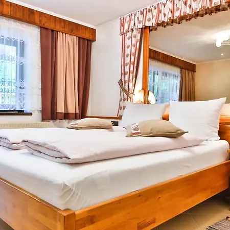 Guest house Hotel Pension Residence