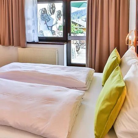 Hotel Pension Residence 招待所